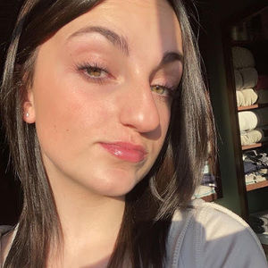 Meet your Posher, Emma